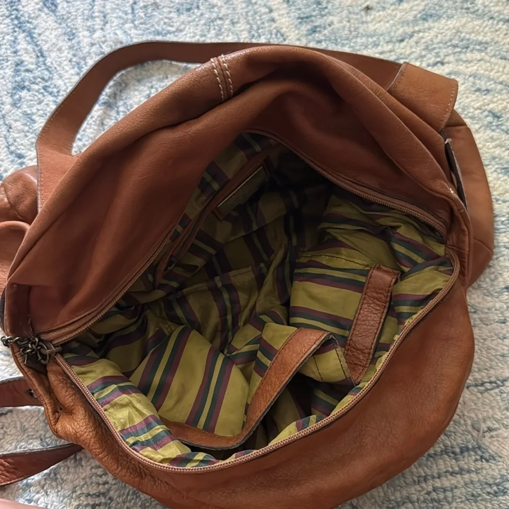 Robert Pietri vintage leather caramel hobo buckle purse